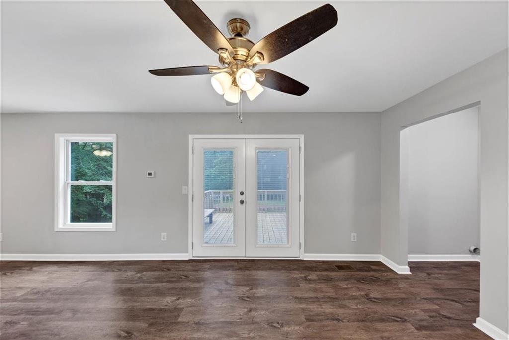 212 Lake Forest Drive, Acworth, Georgia image 14