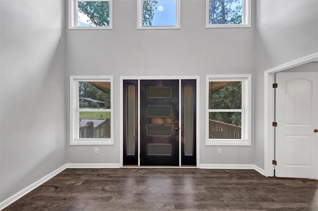 212 Lake Forest Drive, Acworth, Georgia image 9