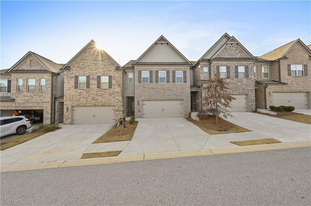 Photo of 3229 Weyhill Way, Buford, GA 30519 (MLS # 7703850)