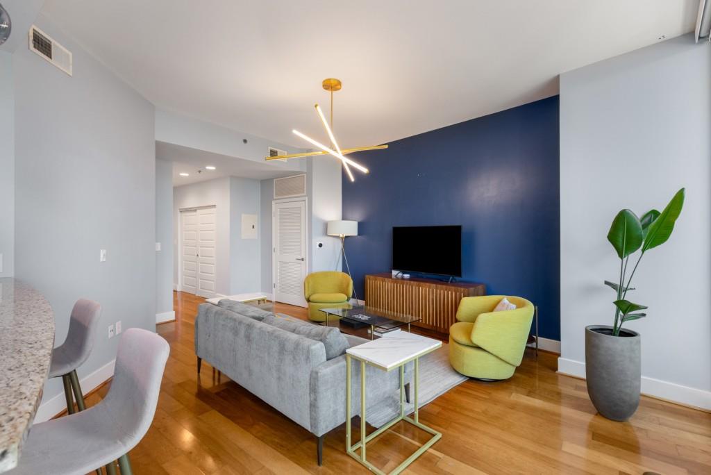 1080 Peachtree Street NE 608