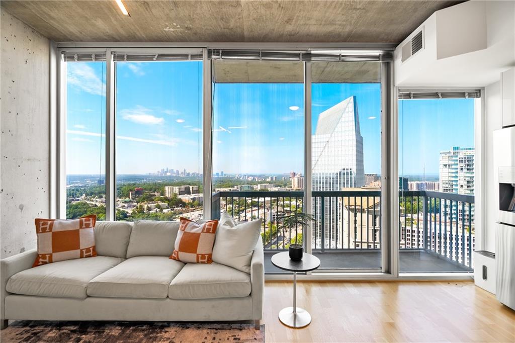 3324 Peachtree Road NE 2706