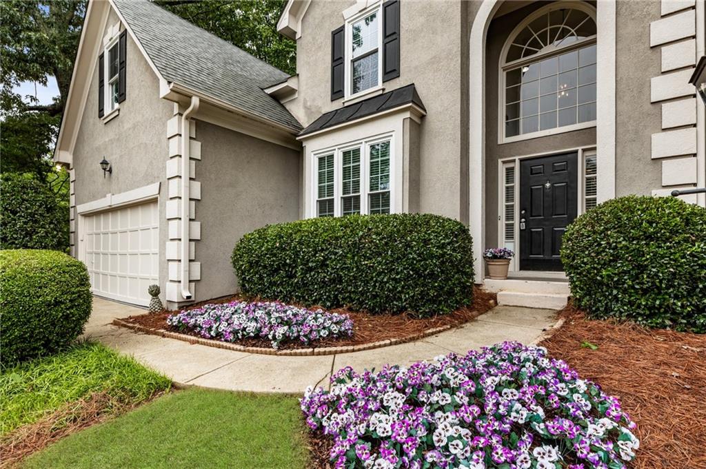 5860 Fairway View Drive