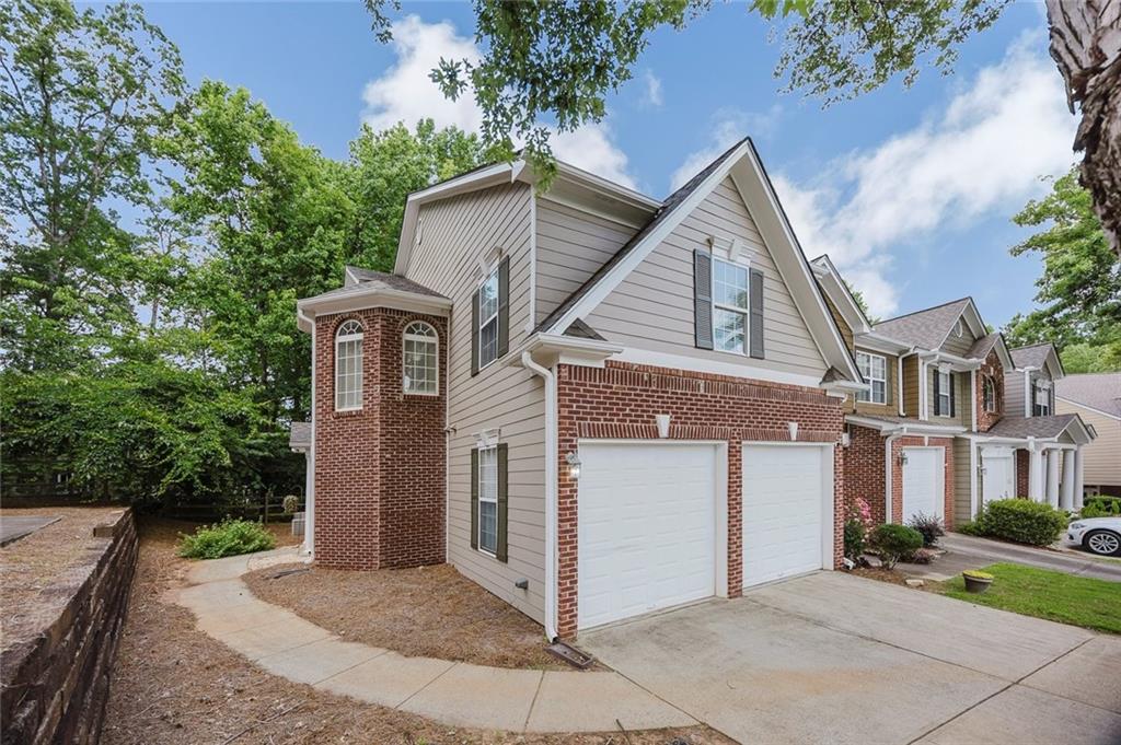 2700 Pierce Brennen Court