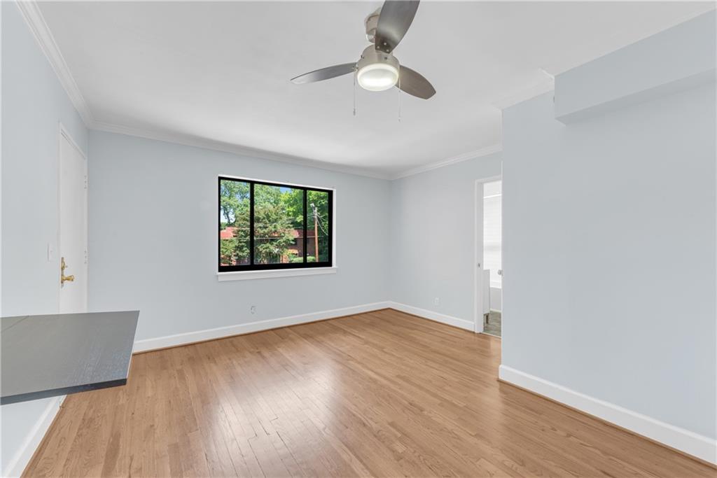 327 3rd Street NE 3