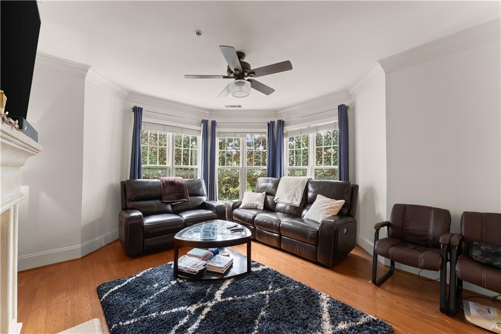 828 Highland Lane NE 2201