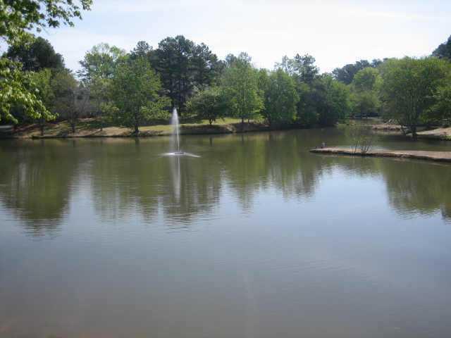Beautiful Condo Overlooking Lake, 3BD 2BA + Bonus/Office, Sep DR, Eat-In Kit, Private Patio w/Gorgeous Views, Big Family Rm, Secure Community, N'hood Clubhouse, Pool, Tennis & Lake