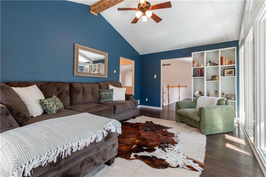 3828 Memorial Parkway NW