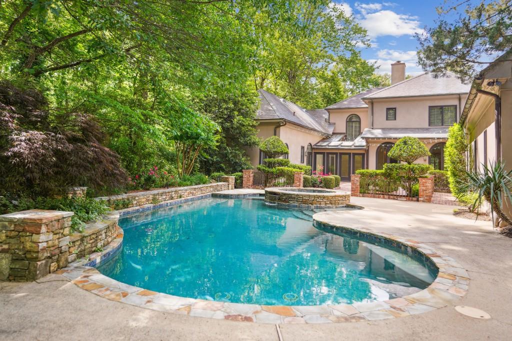 973 Peachtree Battle Avenue, Atlanta, Georgia image 4