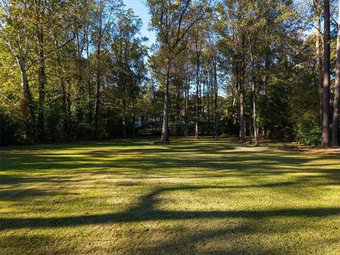 2001 Hemlock Trail SW Snellville GA 30078