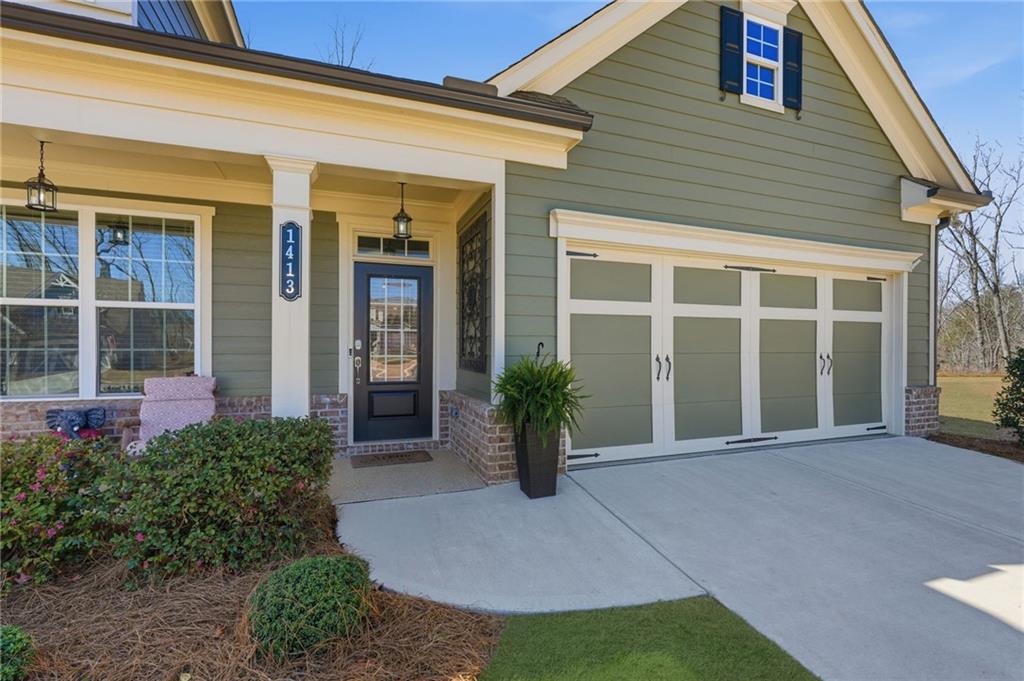 1413 Bluffs Ridge Way