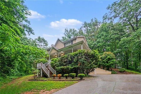 Homes For Sale - 6175 Golden Landing<br/> Canton, GA 30114
