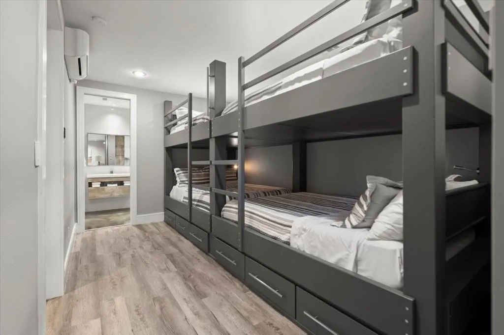 Cumming, Georgia 30041, United States, 2 Bedrooms Bedrooms, ,2 BathroomsBathrooms,Residential,Active,190657