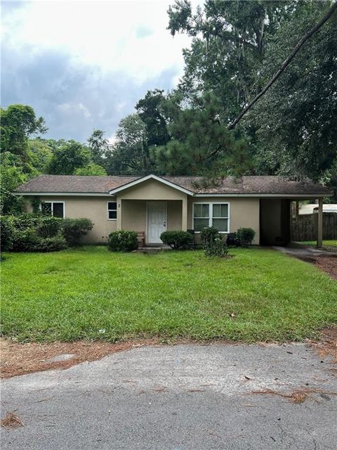 3 Lawrence Drive Savannah GA 31406