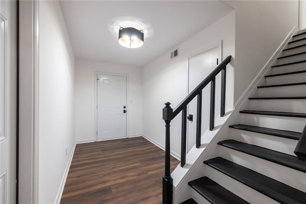 2904 Wood Hollow Lane
