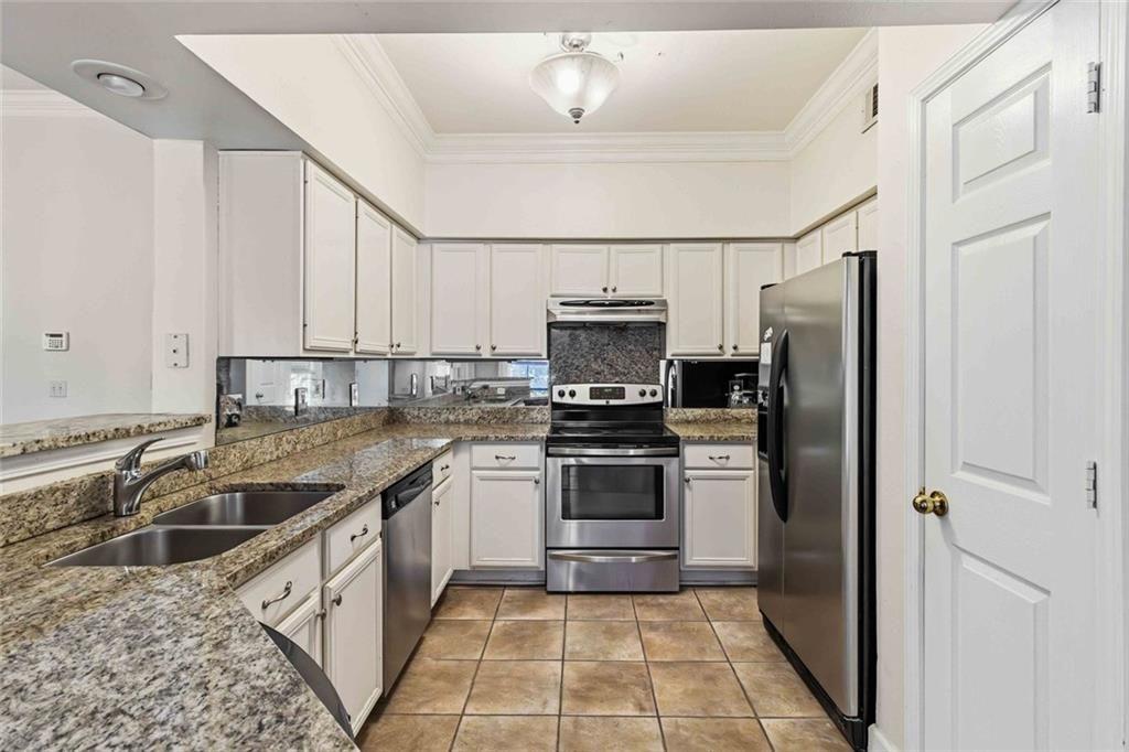 3777 Peachtree Road NE 533