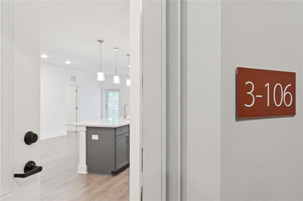 3321 Orwell Way 3106