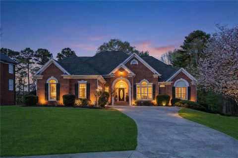 Homes For Sale - 1944 Ewing Estates Drive<br/> Dacula, GA 30019