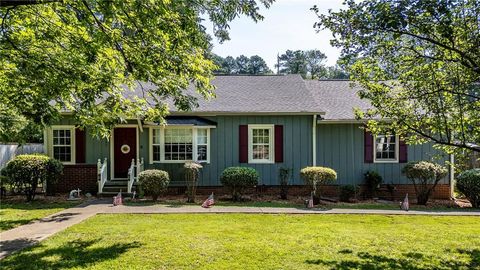 Single Family Residence in Rome GA 695 Shannon Circle.jpg