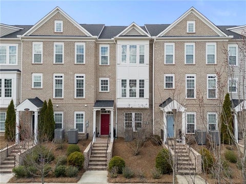Townhouse For Sale - 617 Hanlon Way<br/> Alpharetta, GA 30009