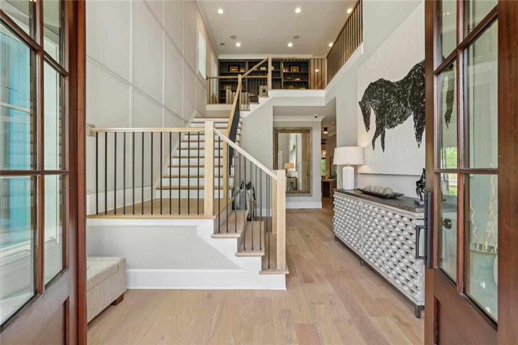 2591 Apple Valley Road NE