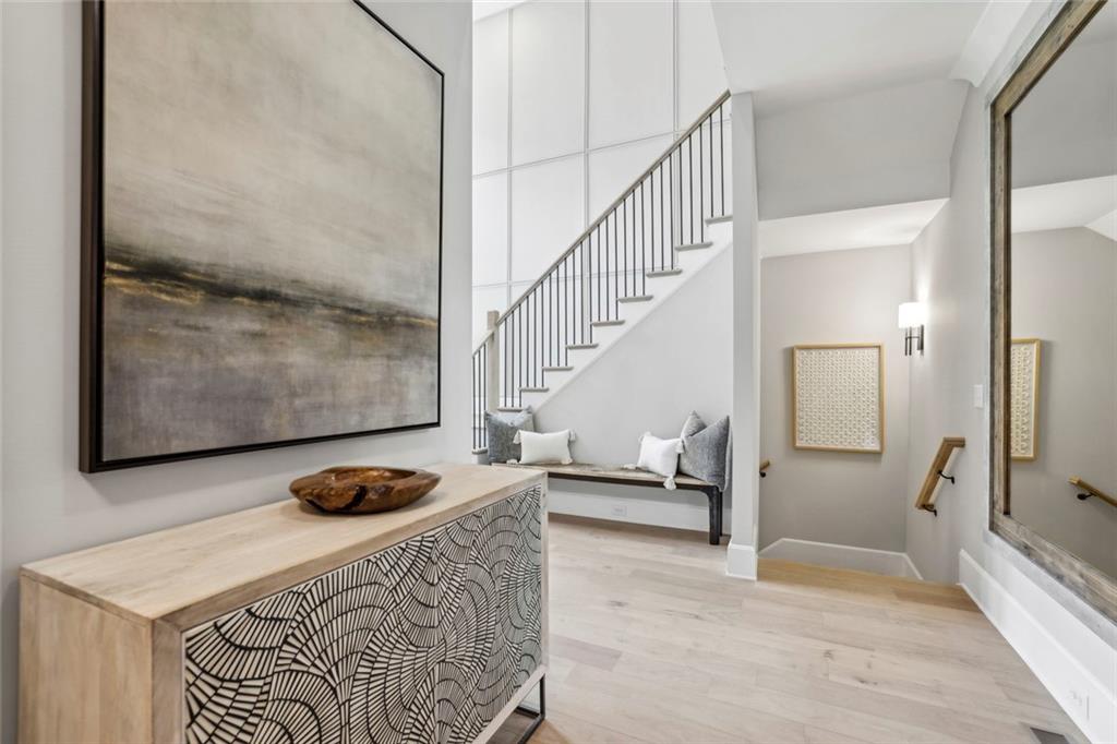 2591 Apple Valley Road NE