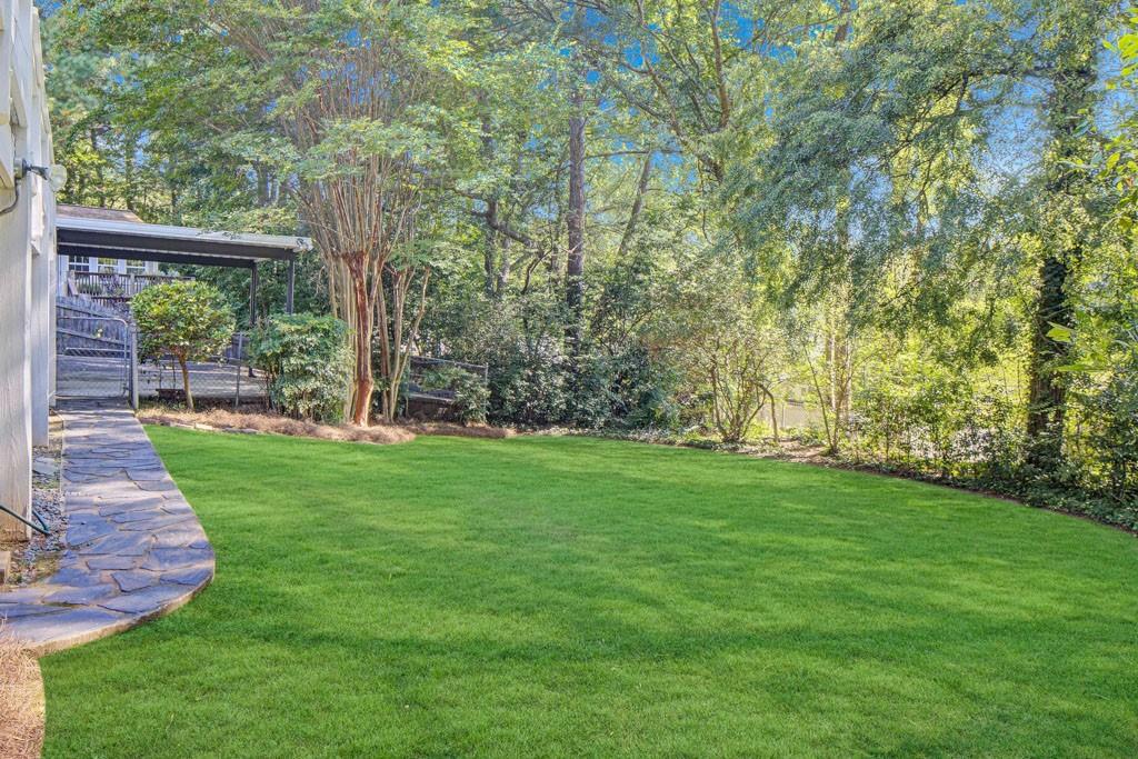 2493 Parkdale Place NE