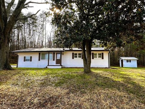 Homes For Sale - 146 Causby Lane<br/> Resaca, GA 30735