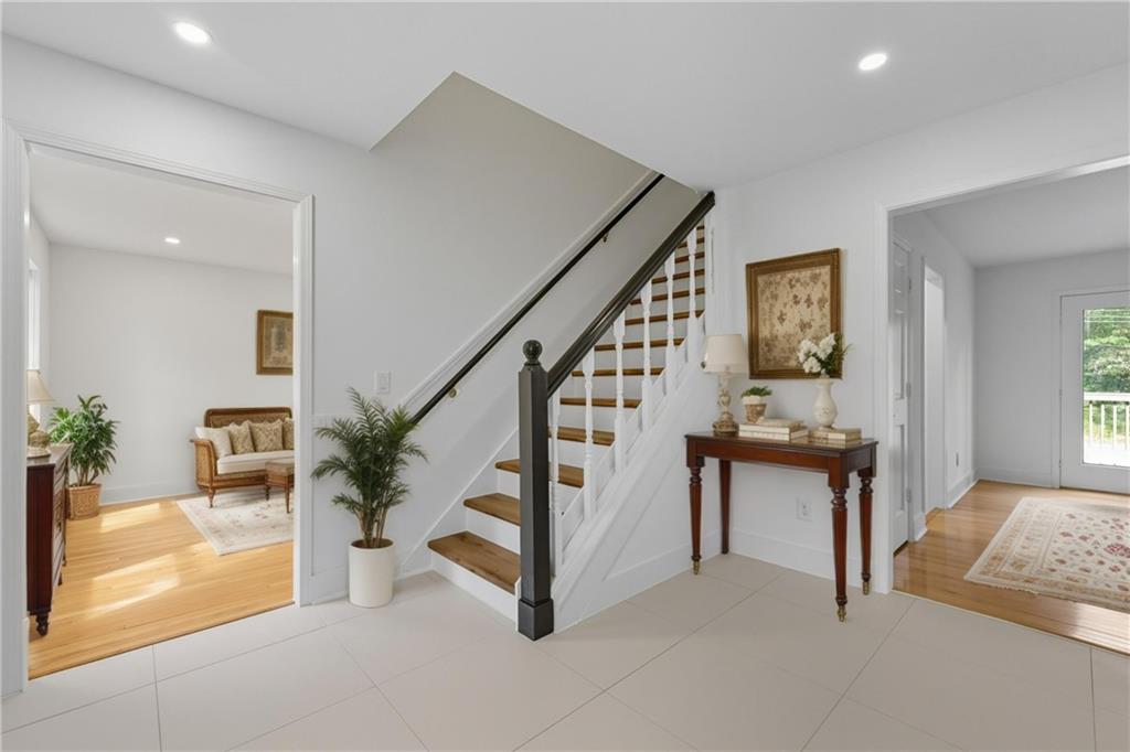 51 SE Queen Anne Drive