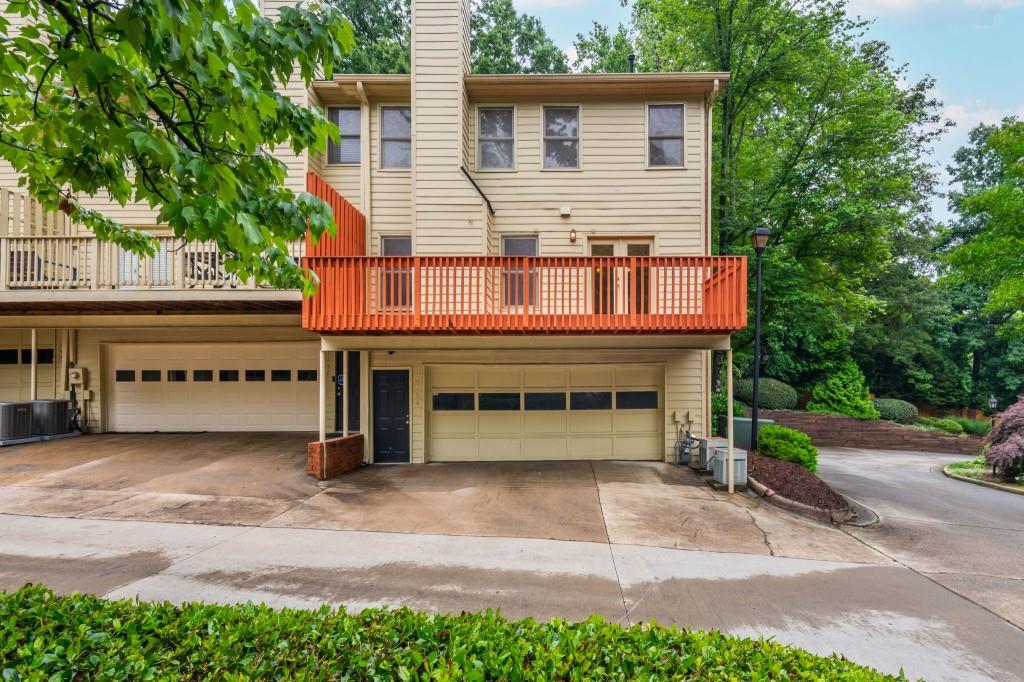 1354 Sheffield Glen Way NE