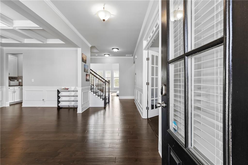 4466 Woodland Bank Boulevard