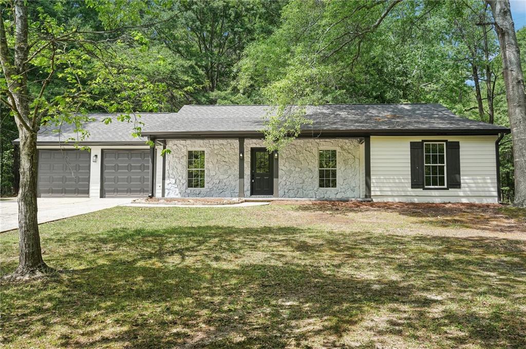250 Huntcliff Court, Fayetteville, Georgia image 3