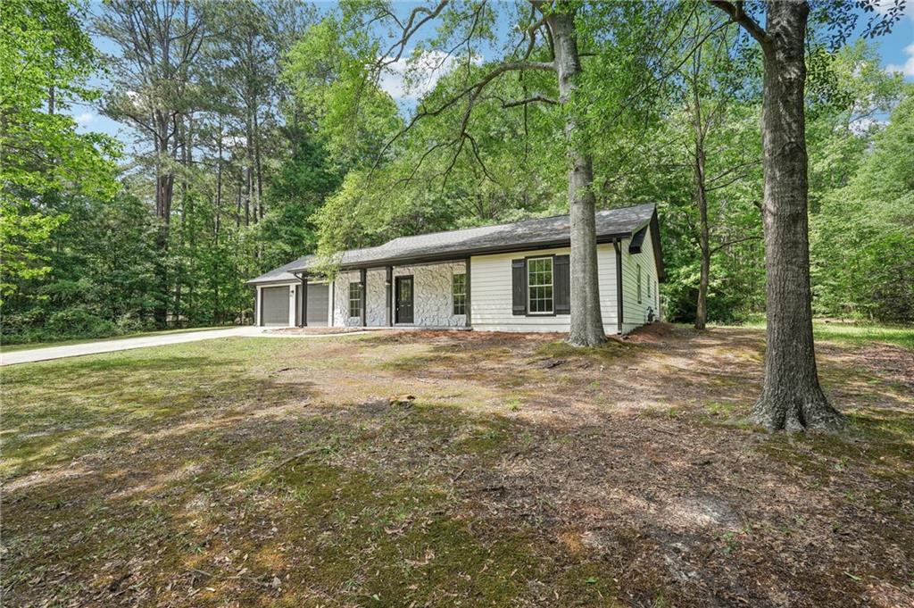 250 Huntcliff Court, Fayetteville, Georgia image 5