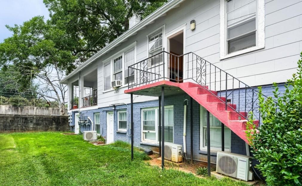 3632 E Main Street