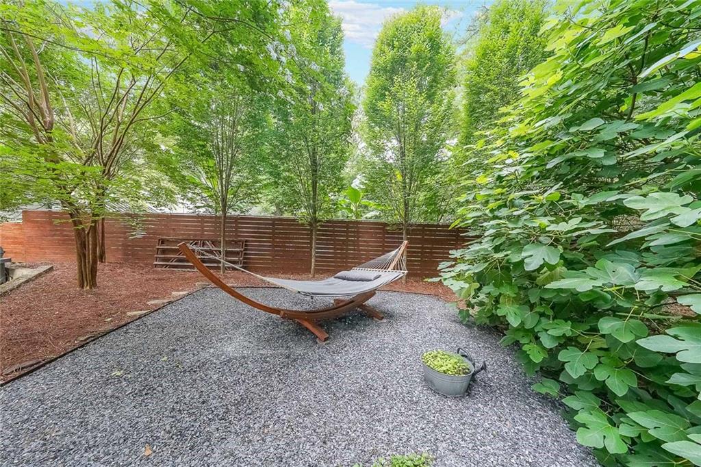 1267 Thomas Road