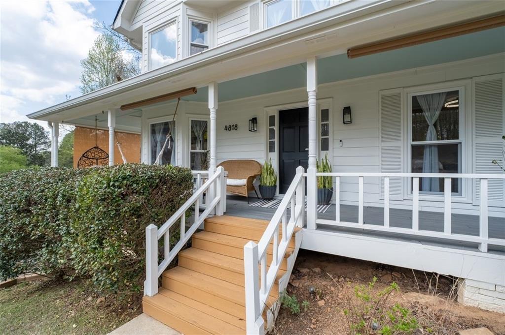 4818 Village Square NW