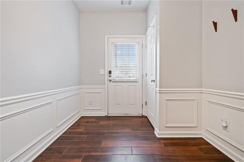 1693 Fair Oak Way