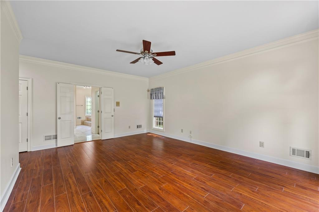 1402 Bromley Drive, Snellville, Georgia image 32