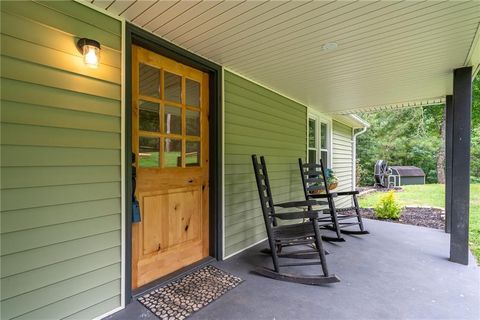 A home in Mccaysville