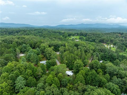 A home in Mccaysville