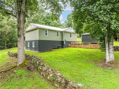 A home in Mccaysville