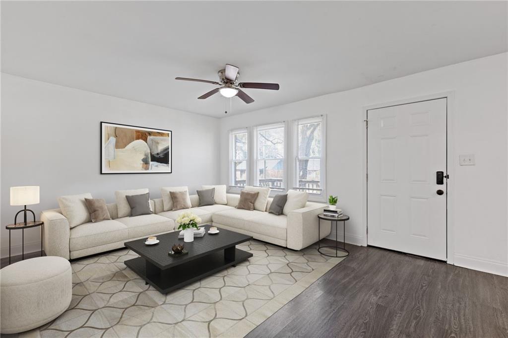 433 W Lake Avenue NW