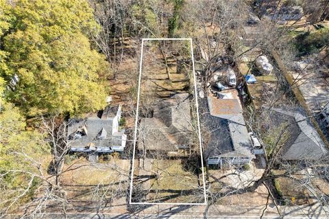 433 W Lake Avenue NW Atlanta GA 30318