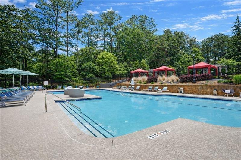 799 Hammond Drive 423