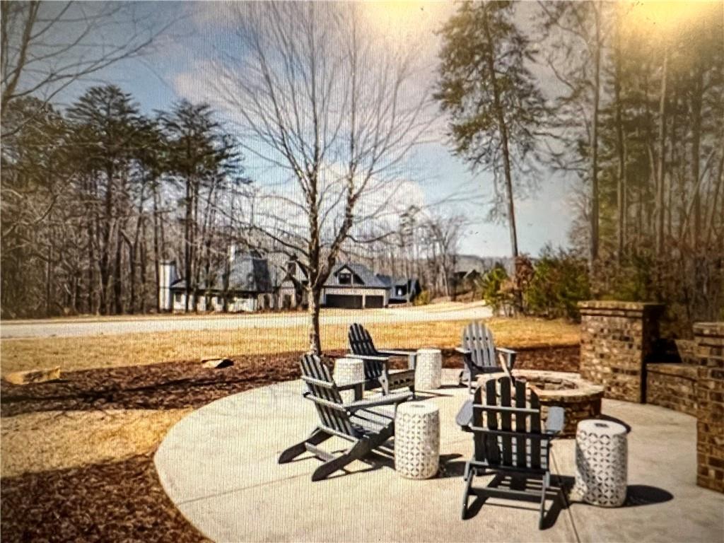 6039 Bluewater Boulevard, Gainesville, Georgia image 3
