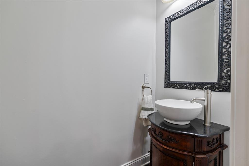 1003 Pearl Point, Sandy Springs, Georgia image 11