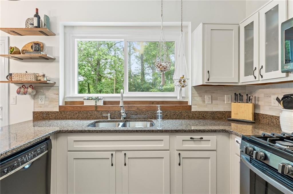 10090 Feather Sound Court, Alpharetta, Georgia image 37