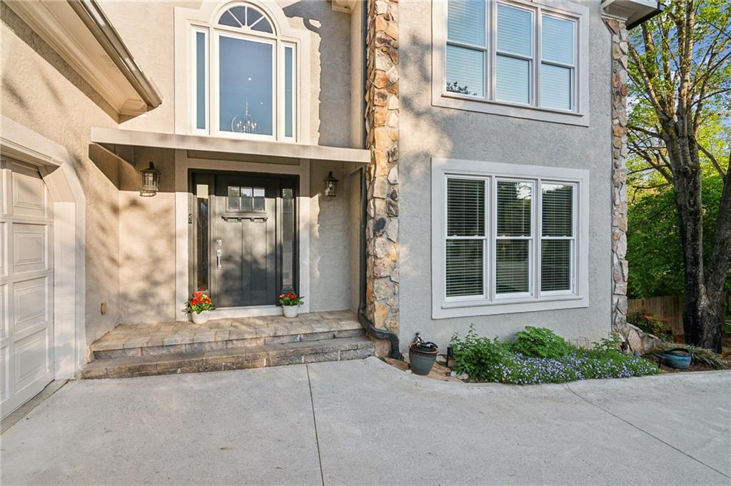 422 Laurian Way, Kennesaw, Georgia image 4