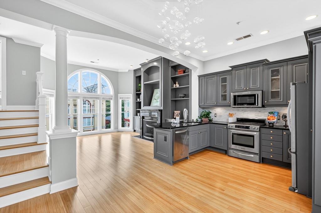 3541 Roswell Road NE 21