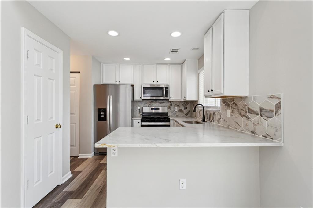 River Park - Residential Lease