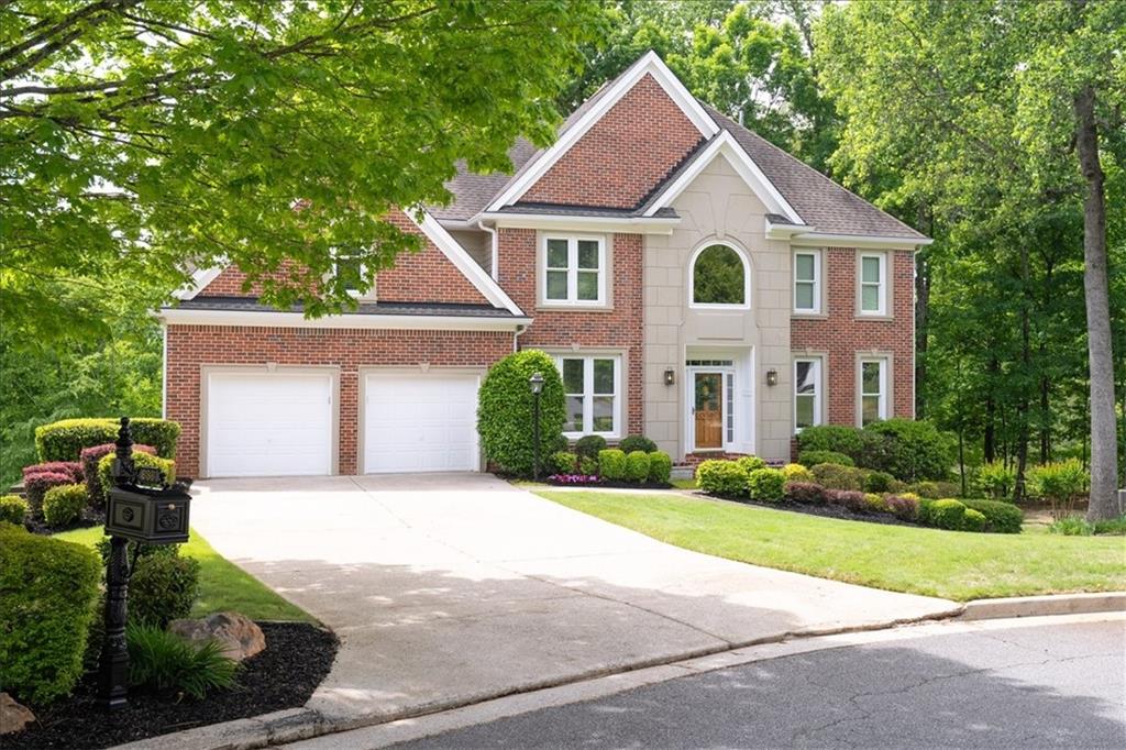 636 Goldenwood Court